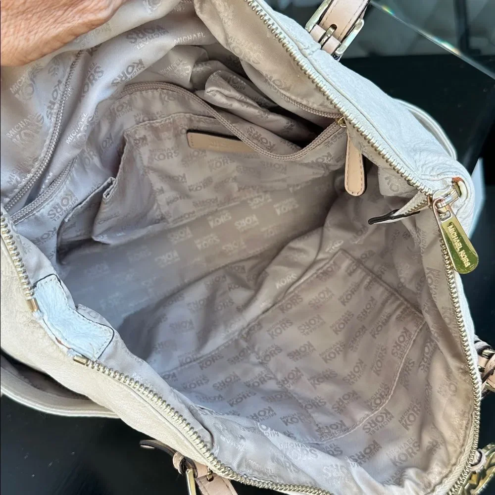 Michael Kors genuine leather pebble tote shoulder handbag, soft neutral, roomy